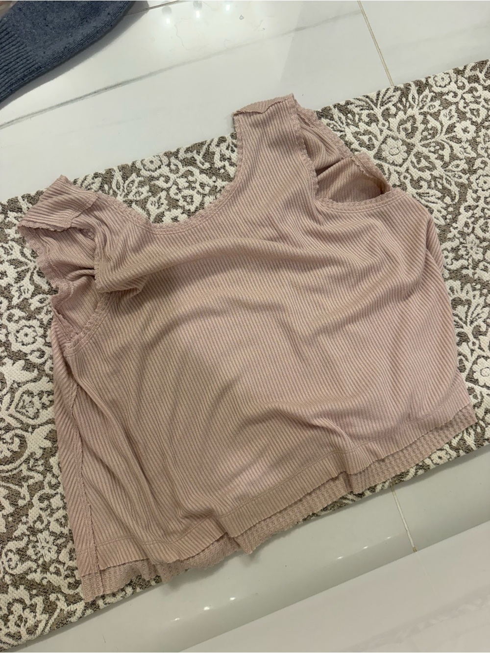 We The Free Women's beige Ribbed flowy tank - Medium